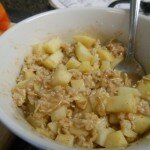 5-Minute Homemade Apple Cinnamon Oatmeal