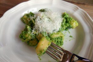 Tortellini with Broccoli Pesto