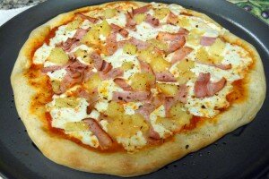 Easy Hawaiian Pizza